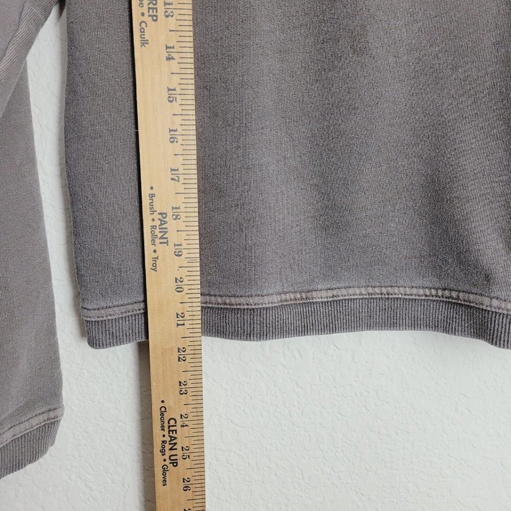 Life Is Good Sz Small Sweatshirt Gray Fleece Lined Crewneck Manufacturer Fading - Picture 3 of 7